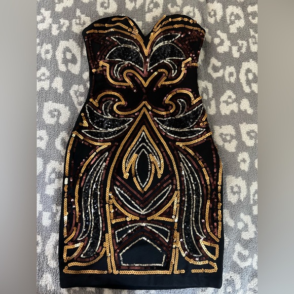 H&M Dresses & Skirts - H&m black & gold sequins party dress